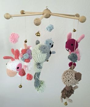 mobile-zoo-a
