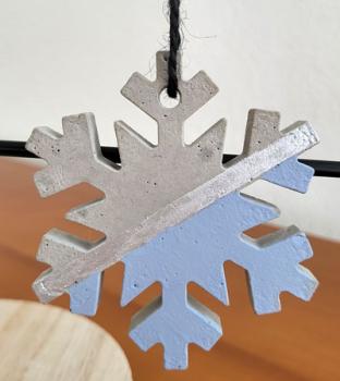 schneeflocke_hellblau