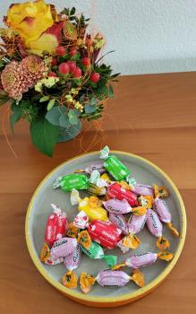 tablett-orange-bonbons