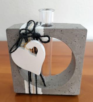 ase-quadrat-schwarz-weiss