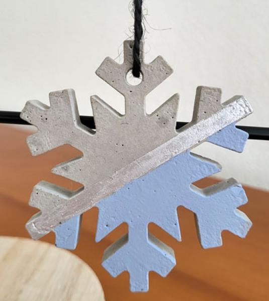 schneeflocke_hellblau